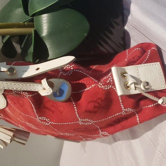 ❣️💫MARK DOWN💫❣️Dooney & Bourke Bag - Picture 3 of 10